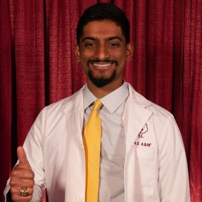 Mohan Iyengar, DVM, Associate Veterinarian