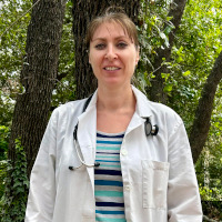 Julie Kenzior, DVM, Associate Veterinarian